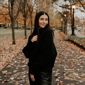 Meet your Posher, Mahsa